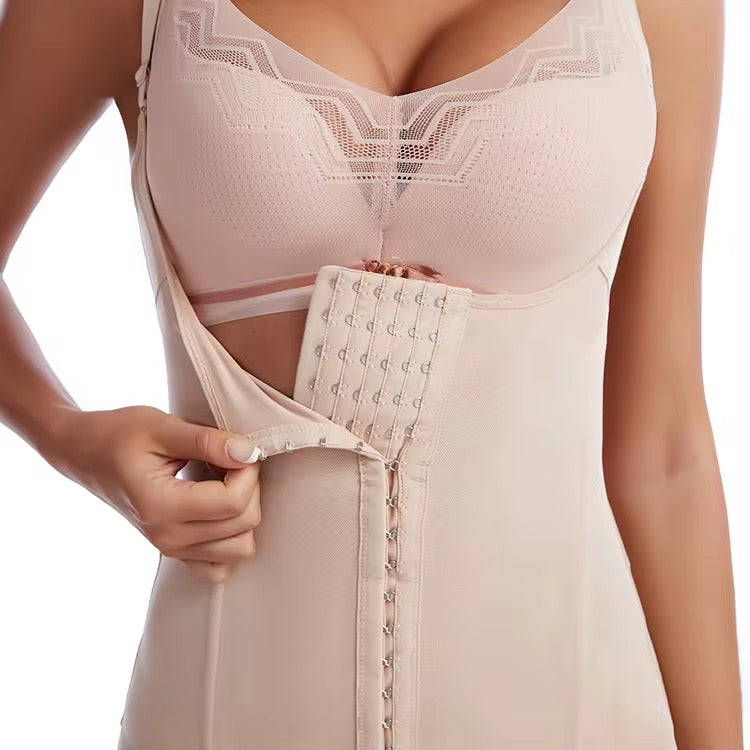 Adjustable waist Vest