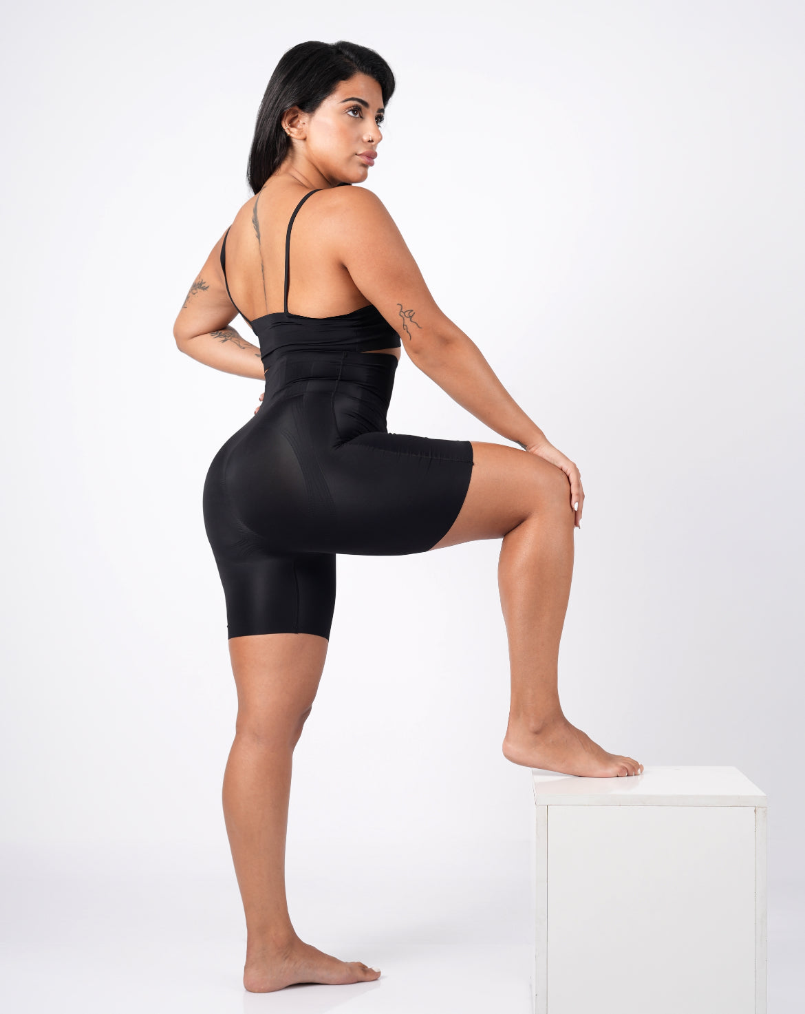 Short Seamless Shaper Black